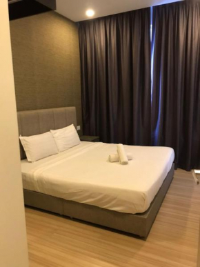 The wave resident (family suite)
